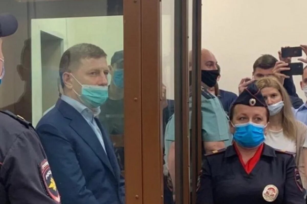    Бабушкинский суд Москвы назначил 25 лет колонии экс-губернатору Фургалу