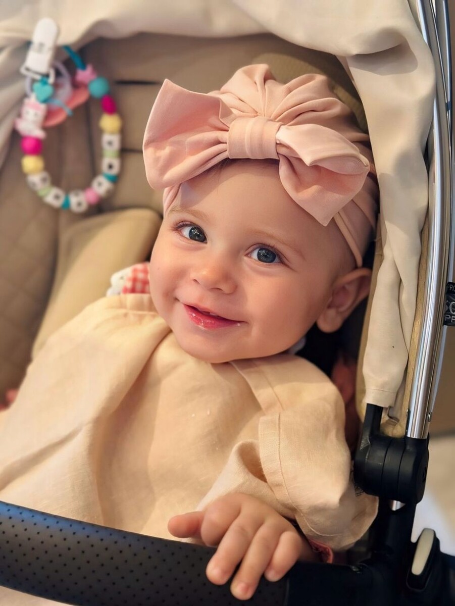    Семья Ильи Авербуха и Лизы Арзамасовой. Источник: @averbukhofficial*