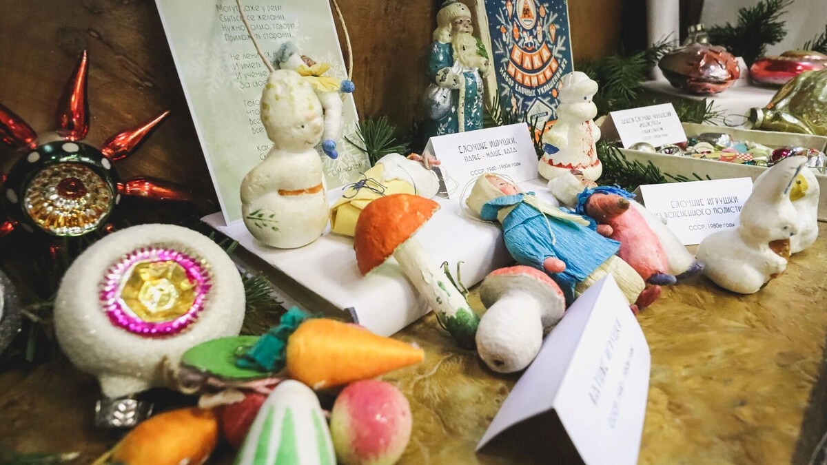    Выставка елочных игрушек открывается в Музее истории Оренбурга   1MI