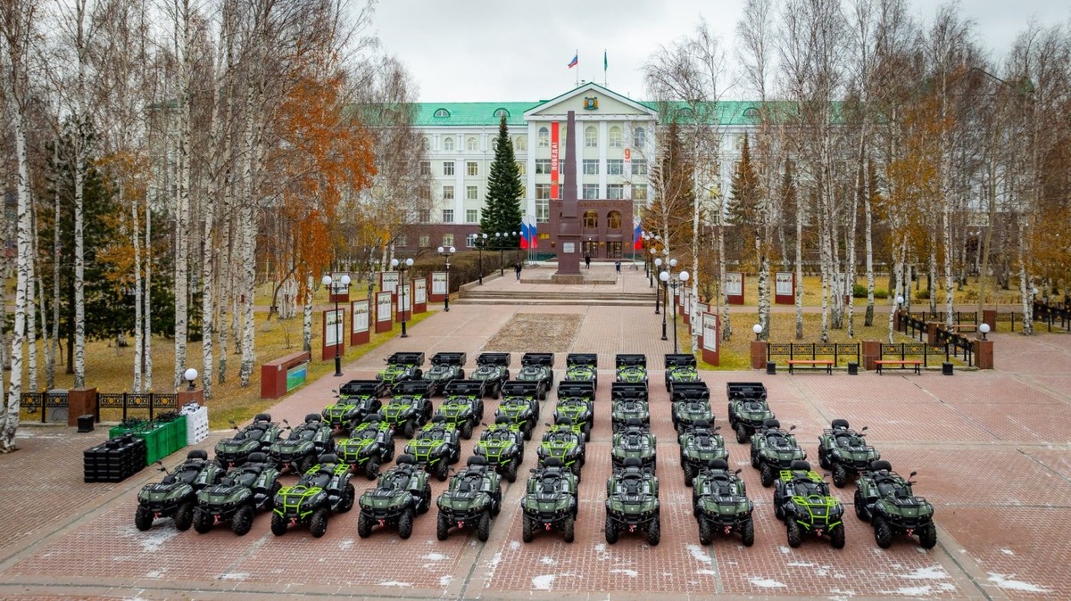    Югра отправила в зону СВО с начала 2025 года почти 13,5 тысяч единиц техники и оборудования