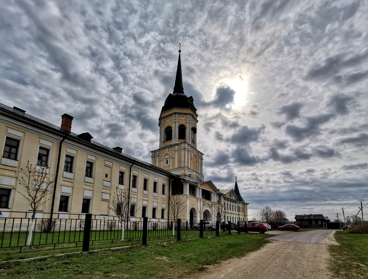 Радовицы, Николо-Радовицкий монастырь