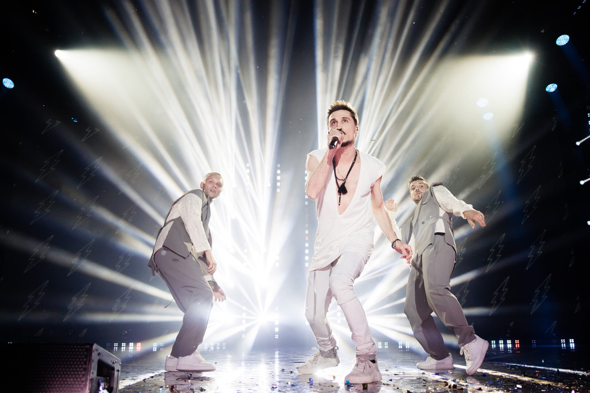 Концерт "Жара. Новый год" в Москве 10 декабря 2025 года. 