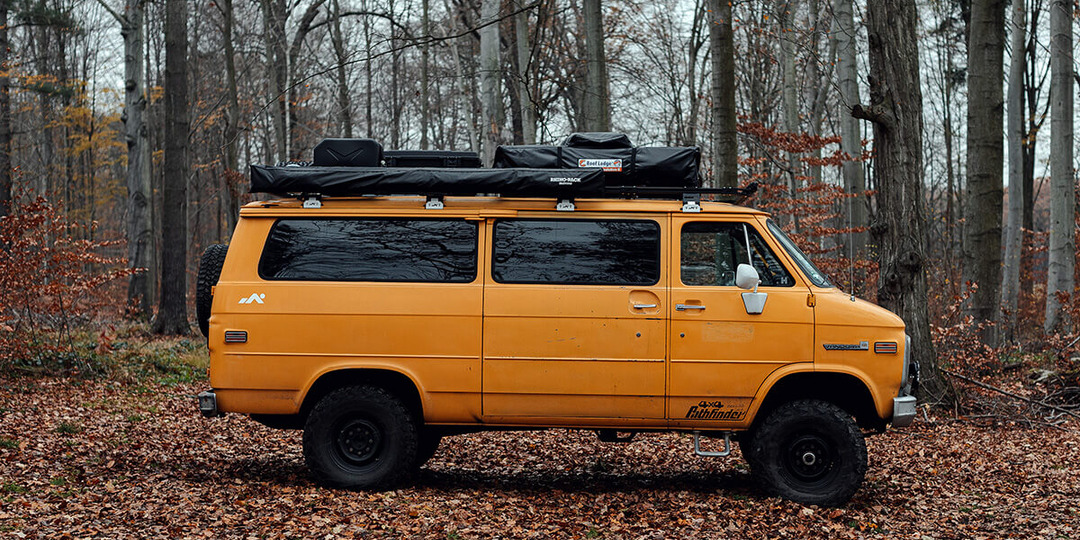 GMC Vandura 3500 4×4 Pathfinder – готов к чему угодно