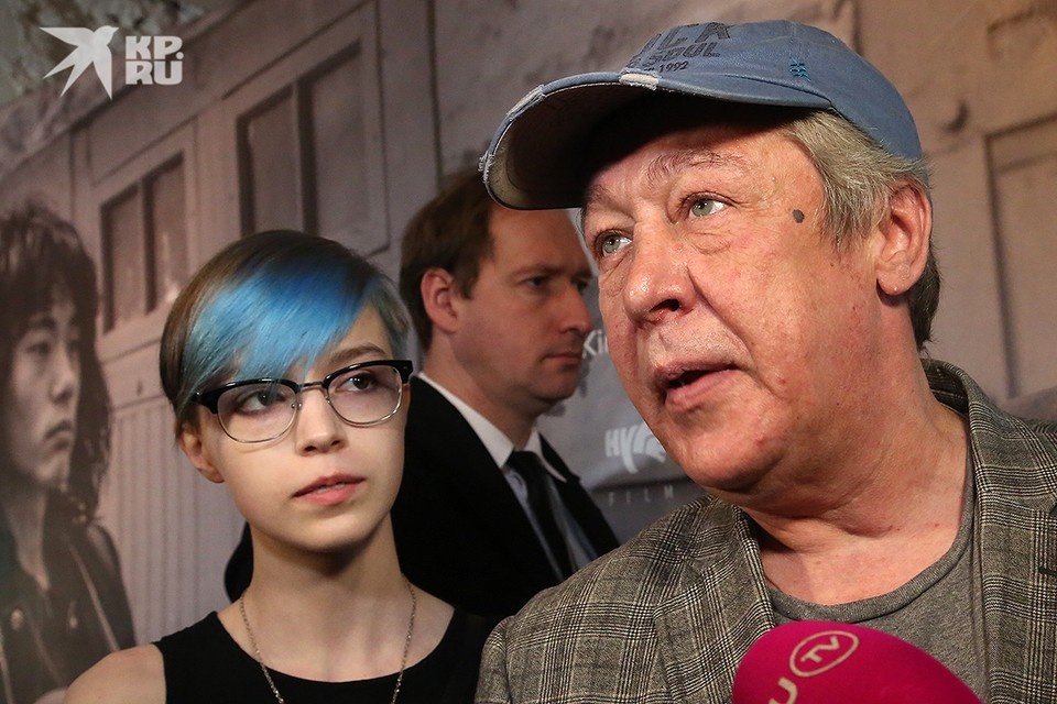    Михаил Ефремов с дочерью Анной-Марией. Борис КУДРЯВОВ