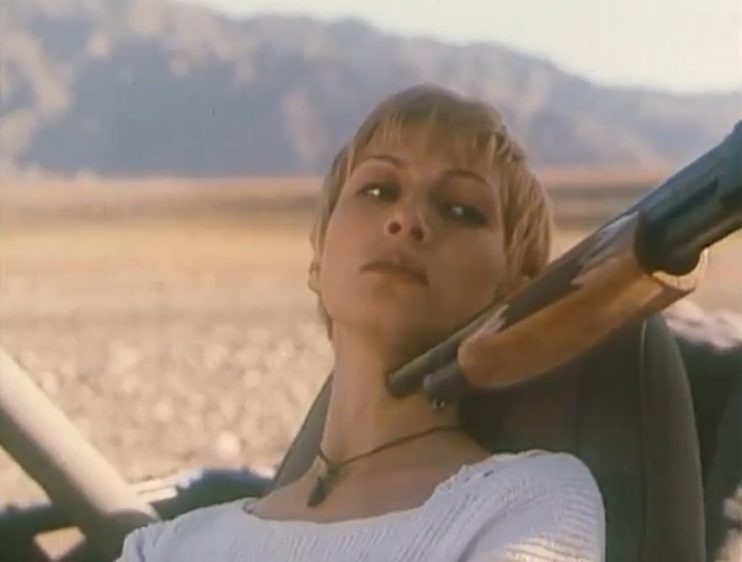    Ксения Качалина в фильме "Тот, кто нежнее" (1996). Фото: kino-teatr.ru