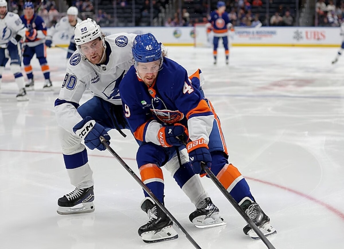     Наставник «Айлендерс» прокомментировал результативную игру Шабанова