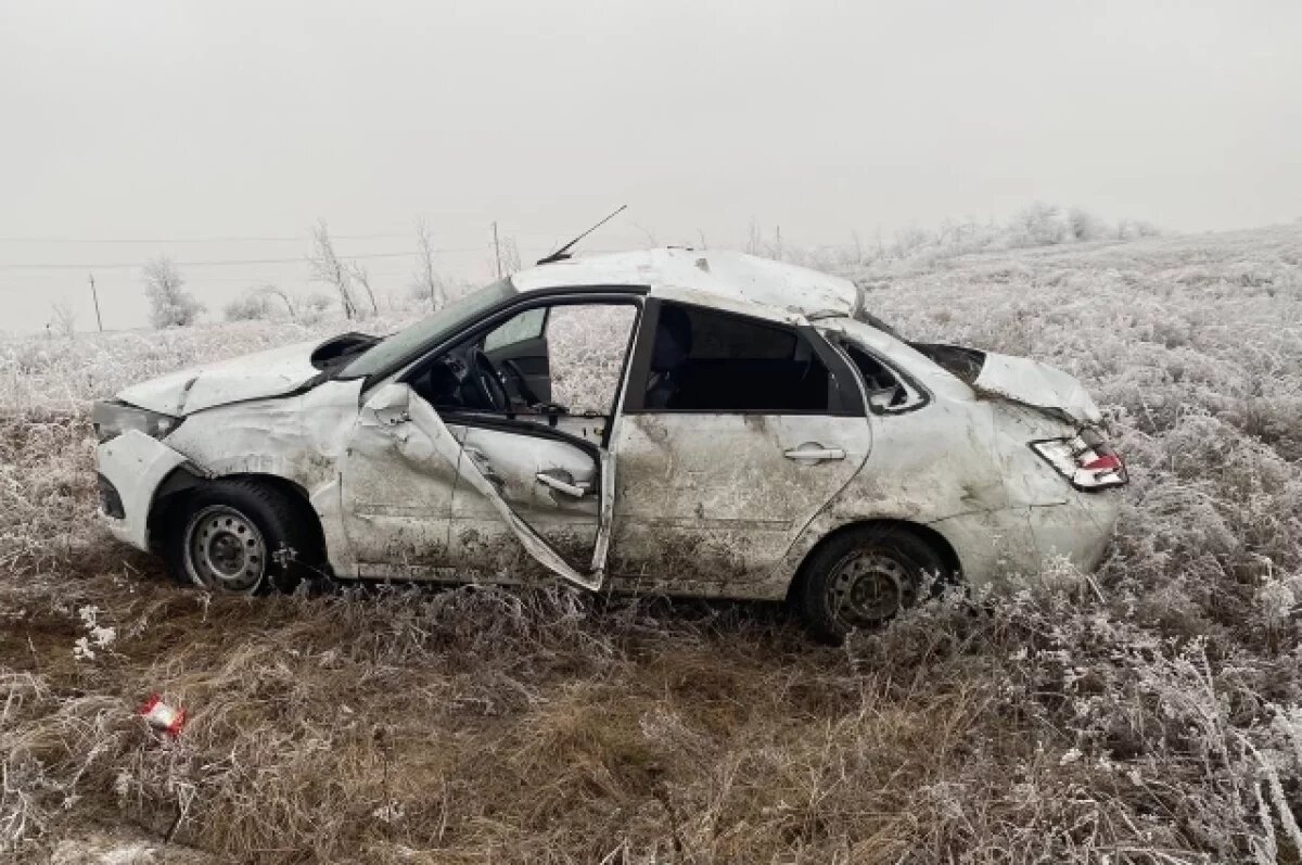    В Новоорском районе сотрудники Госавтоинспекции устанавливают обстоятельства ДТП, в котором погиб водитель.