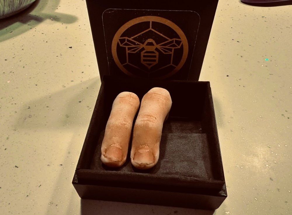     Кадр со съемок фильма «Пчеловод 2» / Фото: соцсети Тимо Тьяджанто