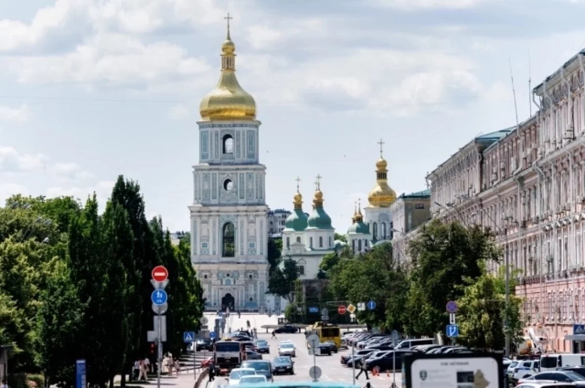    Рада исключила русский язык из списка подлежащих защите