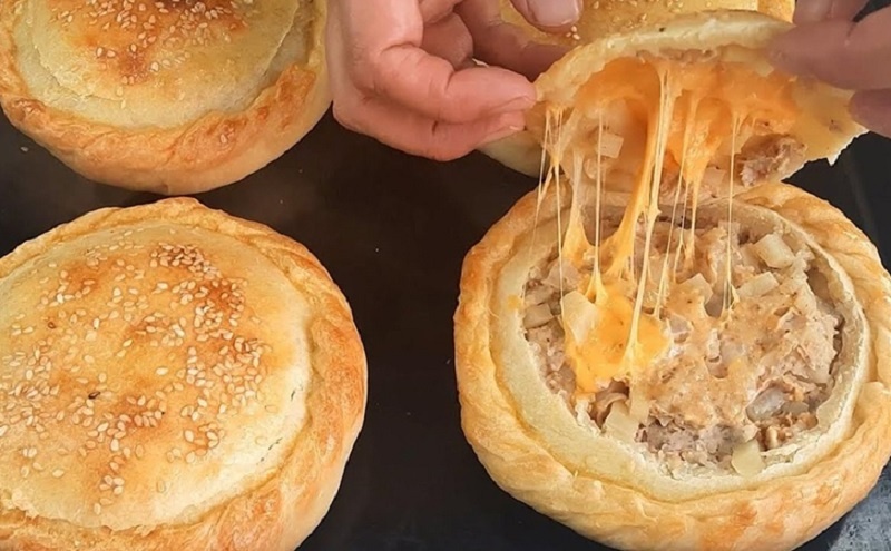 Идеальные порционные курники: простой рецепт пирожков с сочной начинкой, который хочется повторять