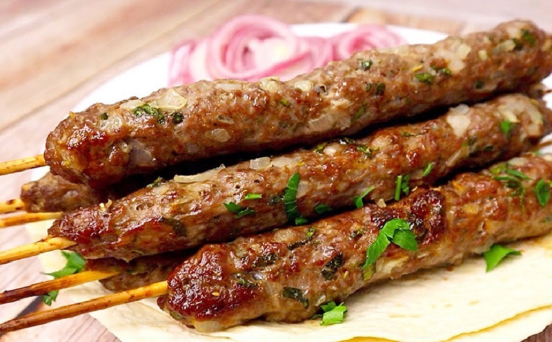 Люля-кебаб как на мангале: домашний секрет восточного вкуса прямо в духовке