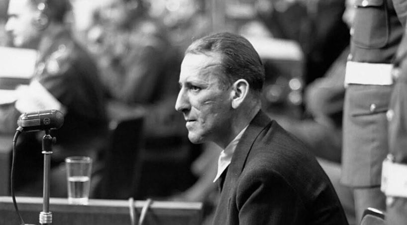 На скамье подсудимых...