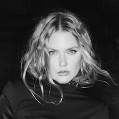    Юлия Аббасова