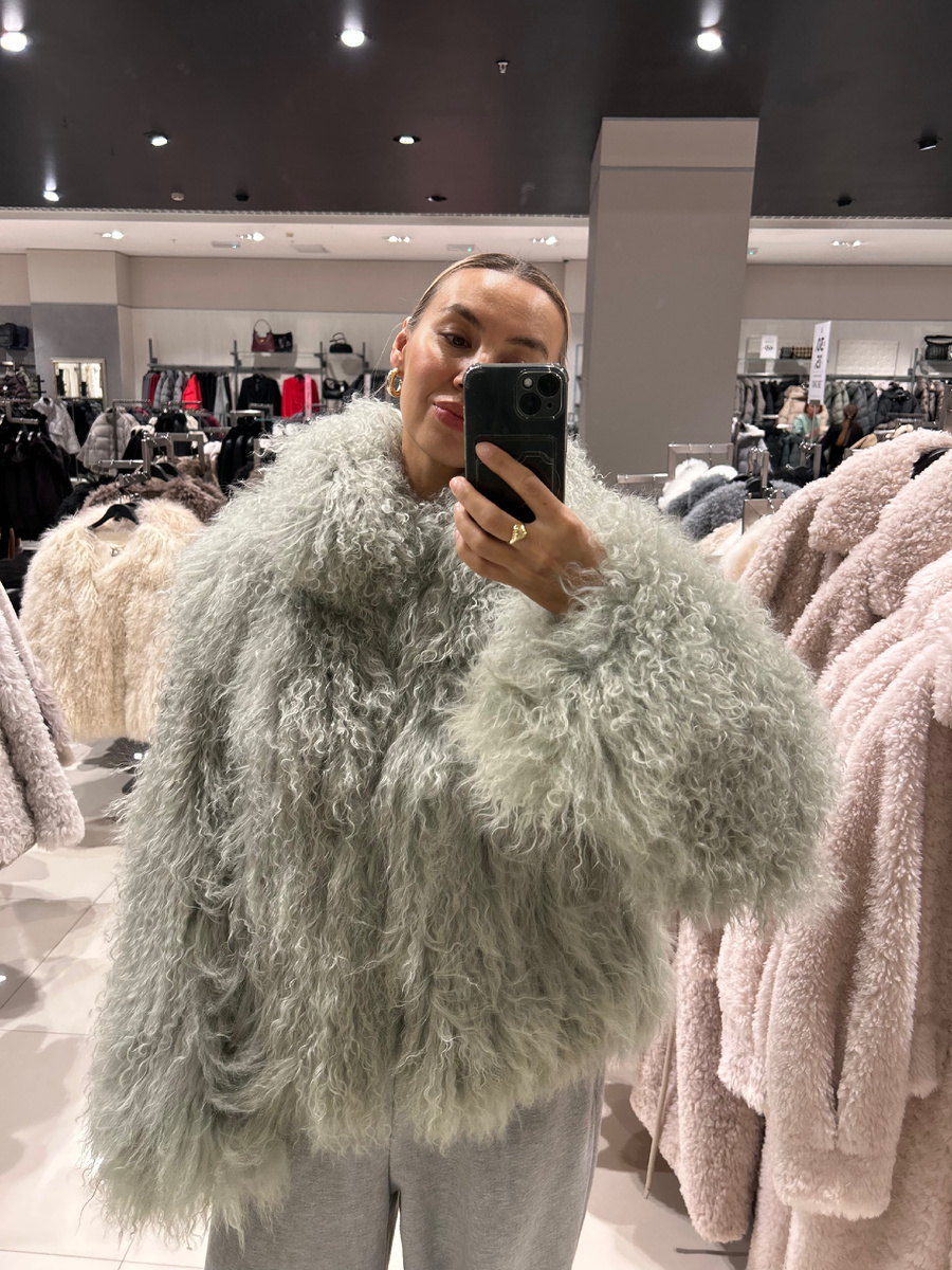 Хорошо и со спортшиком шуба из Снежной Королевы