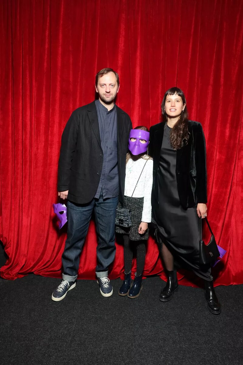 Виталий Боровик с супругой и дочкой📷
