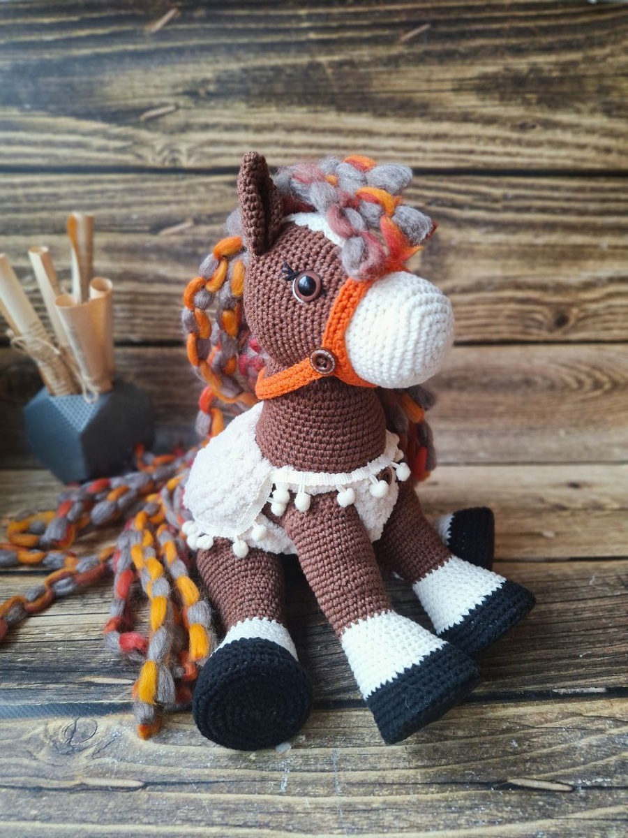 лошадка связаная крючком