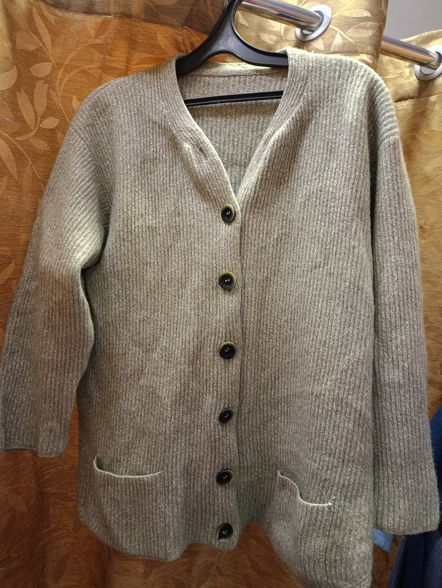 Несмотря на свой супер состав, короткие рукава и не совсем актуальный