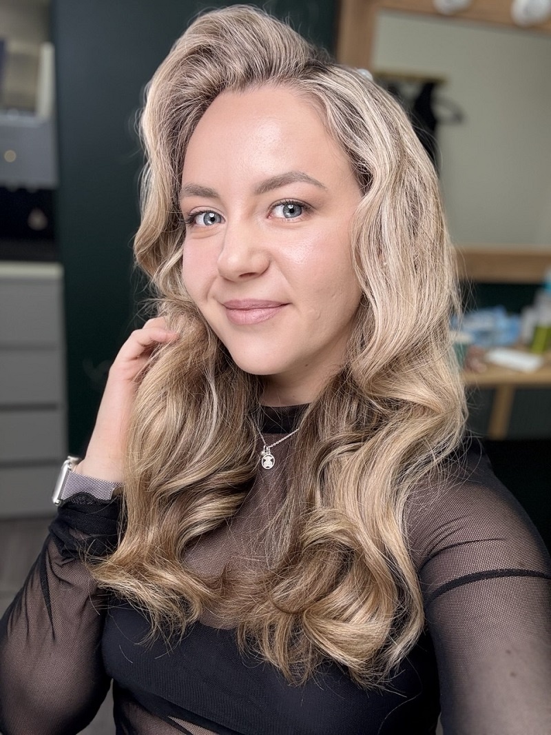    Художница поделилась секретом: на пути к успеху важно оставаться мотивированным и страстным к своему делу