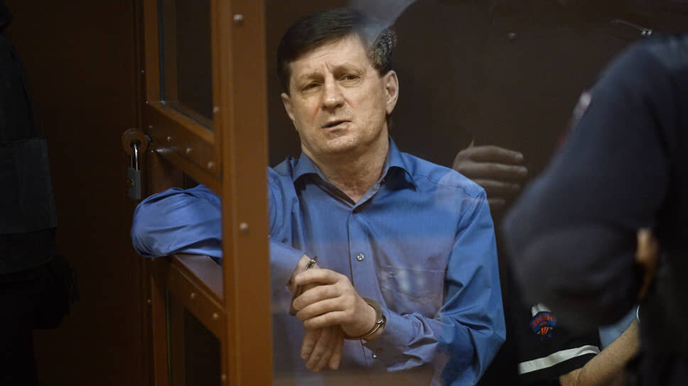 Сергей Фургал по итогам двух процессов получил 25 лет заключения.📷Фото: Глеб Щелкунов / Коммерсантъ