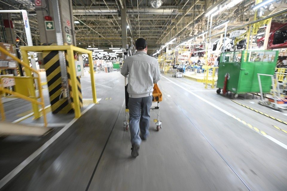    В Петербурге наблюдается рост объема промышленности. Алексей БУЛАТОВ