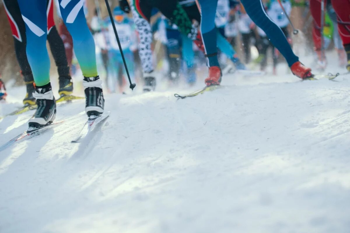    Норвежец Ботн выиграл индивидуальную гонку на первом этапе Кубка мира