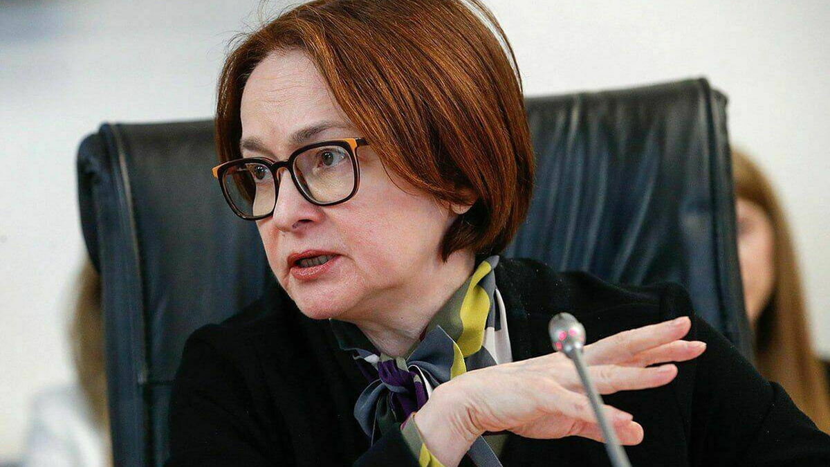 Деньги в банках бьют рекорды: куда направят свои сбережения россияне?