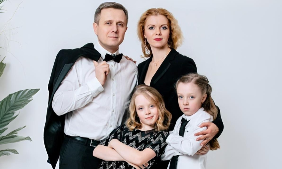 Александр и его семья