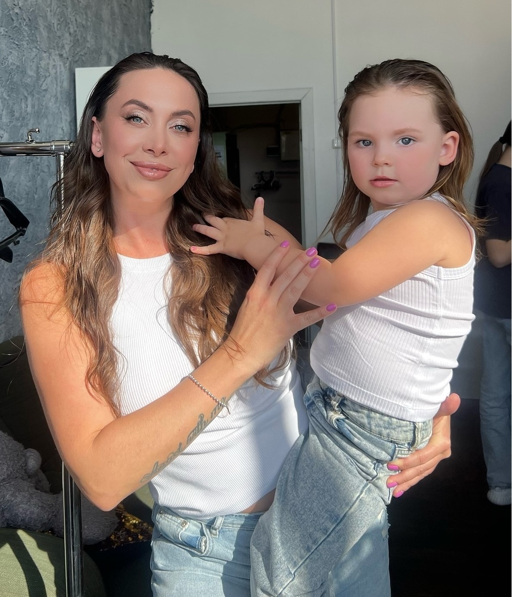    Наталья Фриске с дочерью ЛунойСоцсети Натальи Фриске