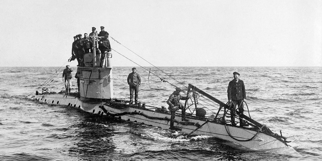 Как выживали первые подводники: быт, от которого мороз по коже