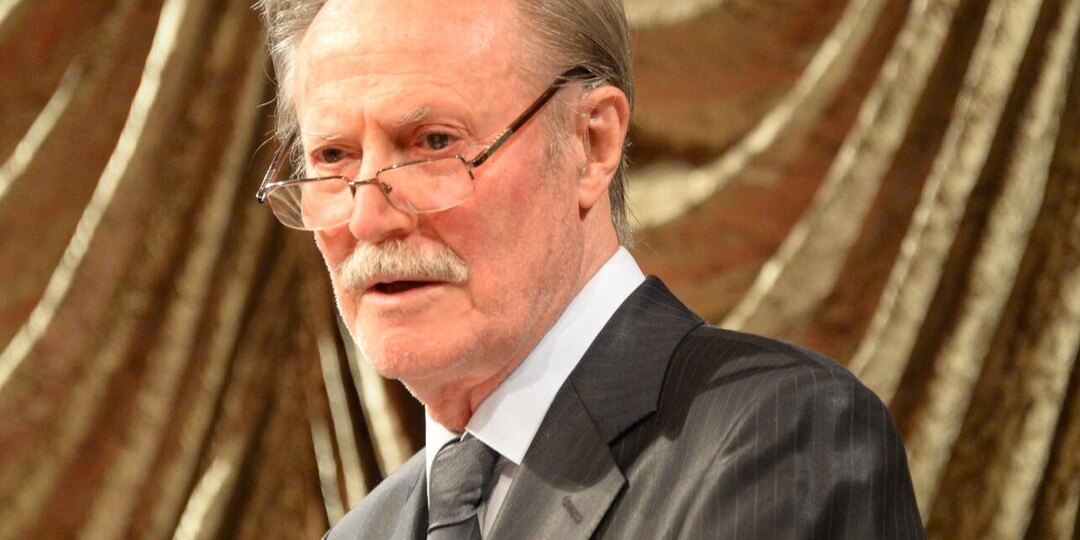 Между женой и братом: жестокий выбор Юрия Соломина, за который его осуждали даже коллеги