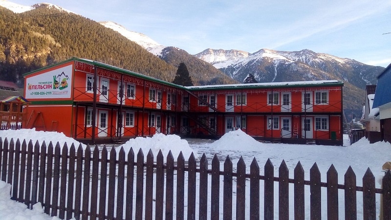 Строительство угловой гостиницы