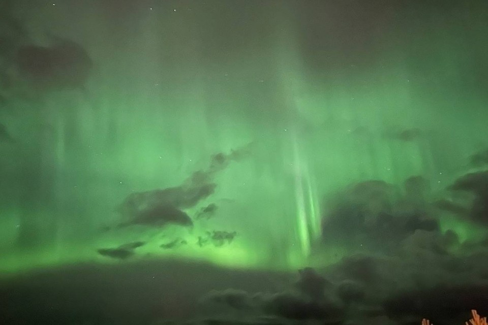    Полярное сияние над Лодейным полем. Фото: t.me/astrophotoboloto