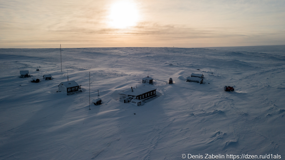 Панорама на станцию "Бухта Марии Прончищевой"