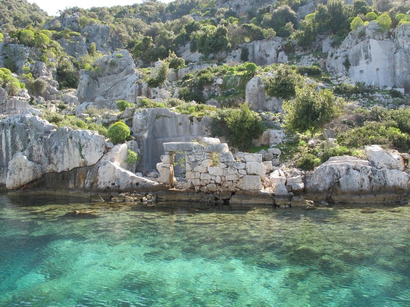 Руины затонувшего ликийского города