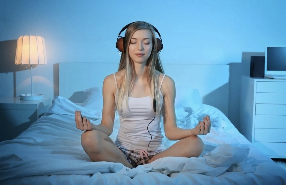 https://matrasy-futon.ru/statji/meditacija-pered-snom-kak-pravilno-delat