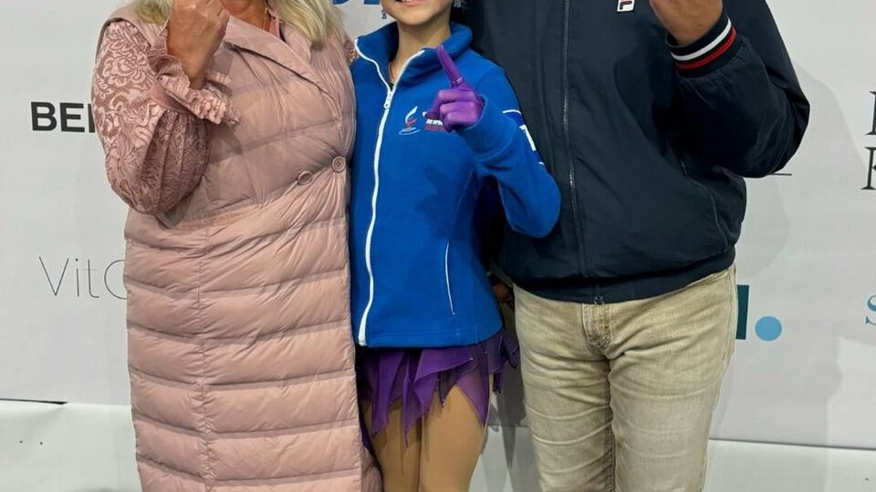 ЛЕНА КОСТЫЛЕВА - ЖЕРТВА ТОКСИЧНЫХ РОДИТЕЛЕЙ