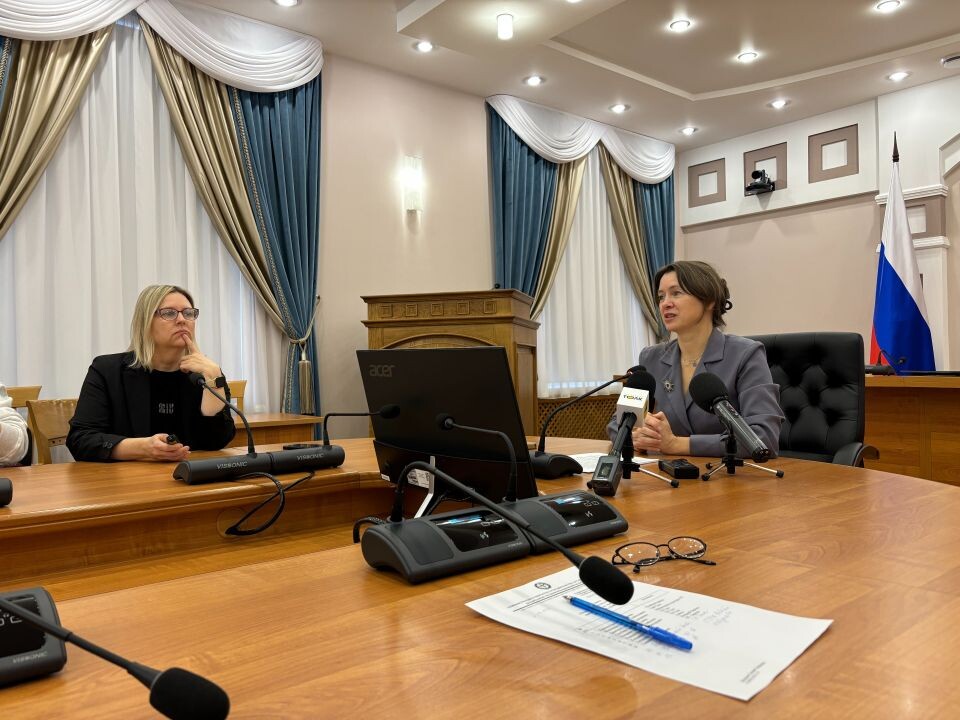    Пресс-конференция Елены Безруковой. Источник: Екатерина Жолнерова