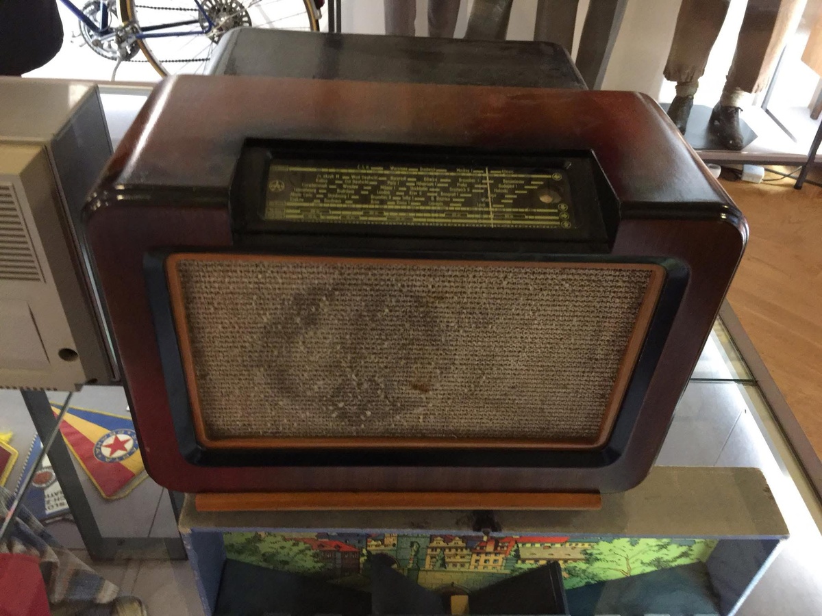 Ретро-радиоприёмник