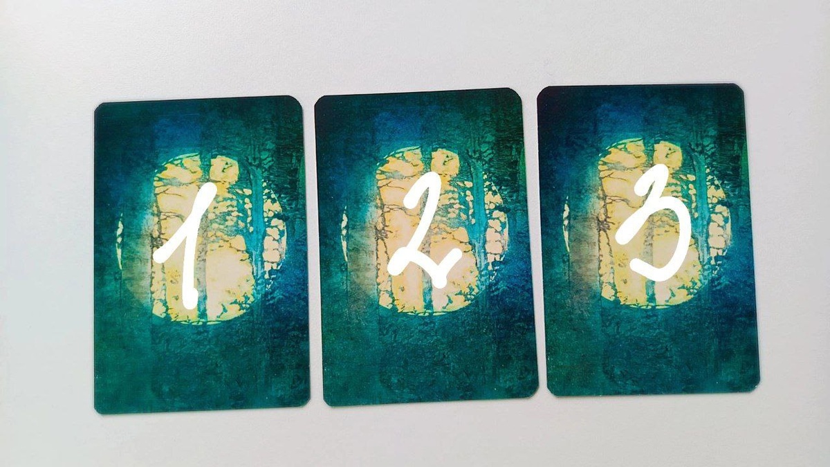 ❓Чем я могу вам помочь❓Моё имя Алия, я занимаюсь таро терапией, работаю со страхами, фобиями, тенью, через подсознание и разговор с душой Я люблю работать с бессознательным и подсознанием, просматриваю людей через видение и понимание мужской и женской психологии. Помогу пережить развод, выход из тяжёлых отношений, наладить семью, встретить новую любовь. А еще я люблю тему денег и бизнеса, регулярно провожу консультации по поводу реализации себя, поиска себя, и тд увеличения дохода в разы. Помогаю выйти из застоя, понять в чем ваш путь, где вы остановились, как понять и найти себяПоддержать канал, ваша благодарность 🙏Связаться со мной 8 982 494 04 24