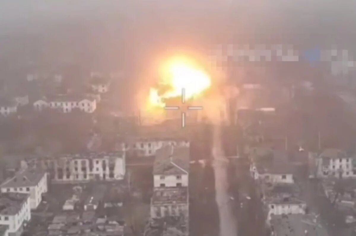    Квартал в Мирнограде, по которому был нанесен удар, превращён опорный пункт ВСУ.