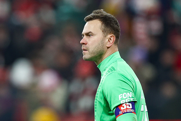    Капитан ЦСКА Игорь Акинфеев   
Александр Щербак/ТАСС