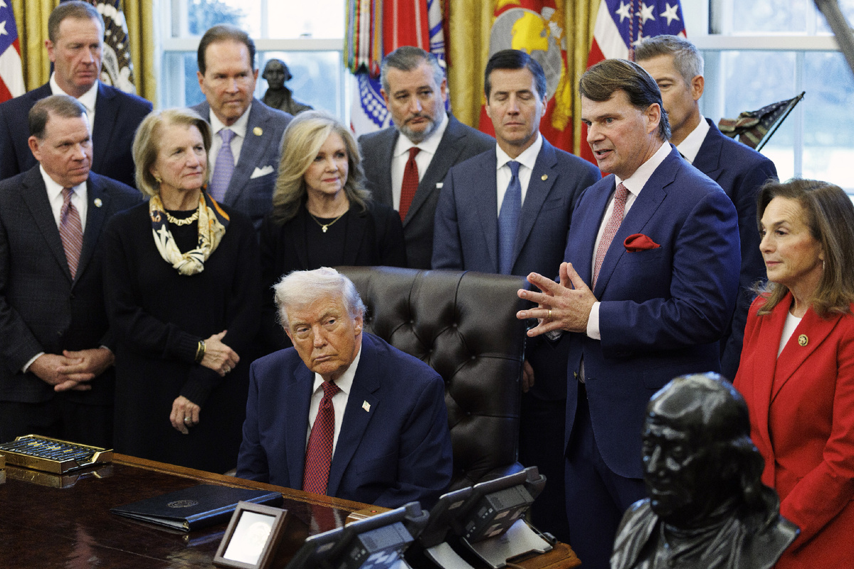 Will Oliver - Pool via CNP\Consolidated News Photos\Global Look Press