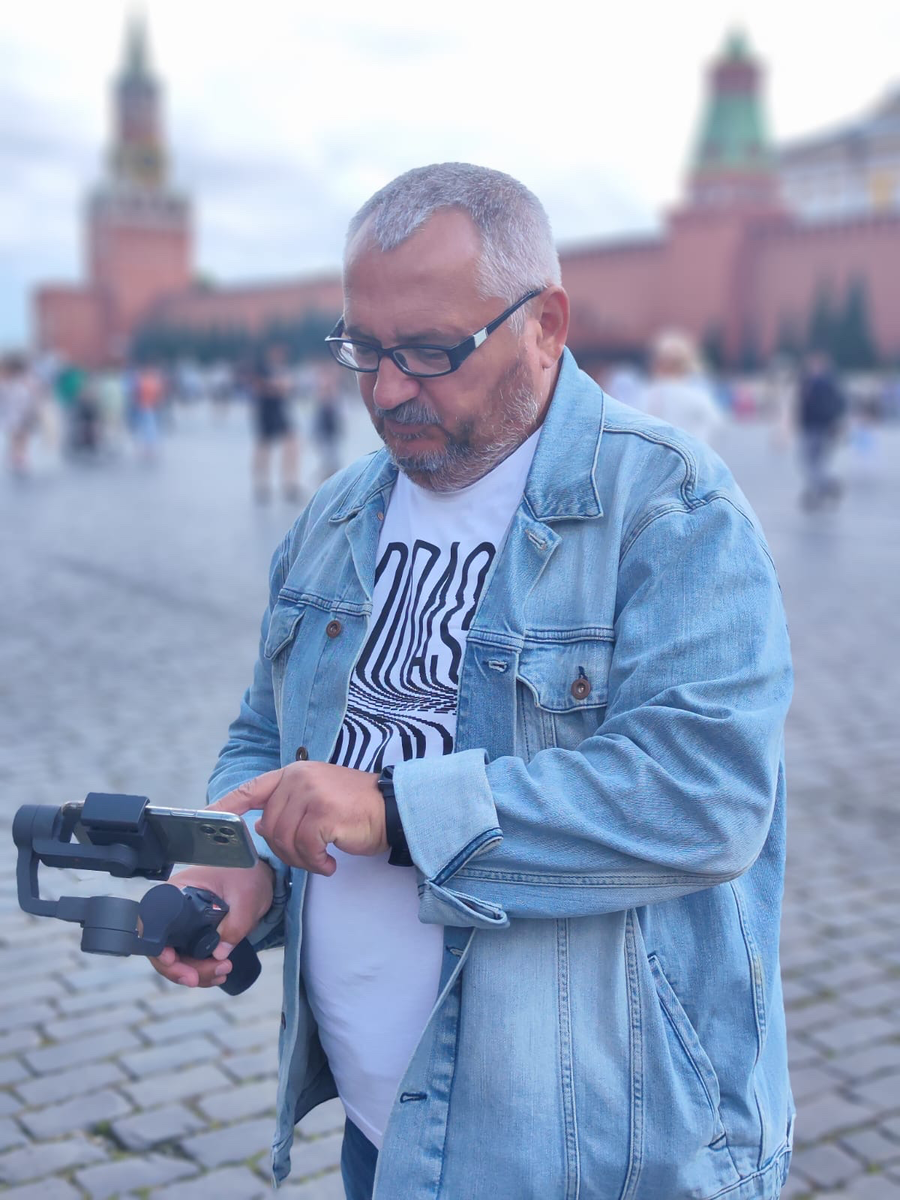 Автор статьи на Красной площади. Фото автора. 