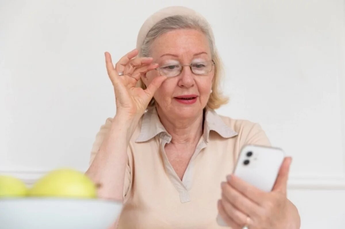    В Нефтеюганске школьница предоставила аферистам доступ к счету бабушки