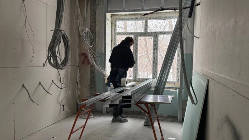     Капитальный ремонт инфекционного корпуса Центра охраны материнства и детства. Предоставлено altapress.ru