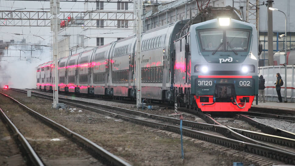 Двухэтажный поезд «Буревестник» прибыл в Нижний Новгород.📷Фото: Роман Яровицын / Коммерсантъ