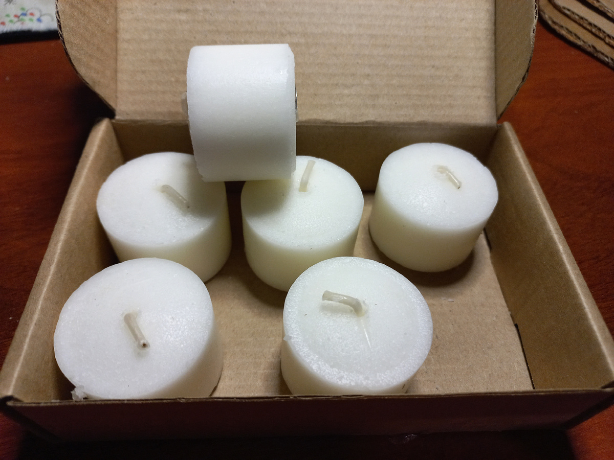 Фото автора статьи @Лана-Мастерица, новогодняя "волшебная свеча желаний"