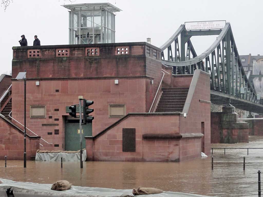 Железный мост (Франкфурт-на-Майне)