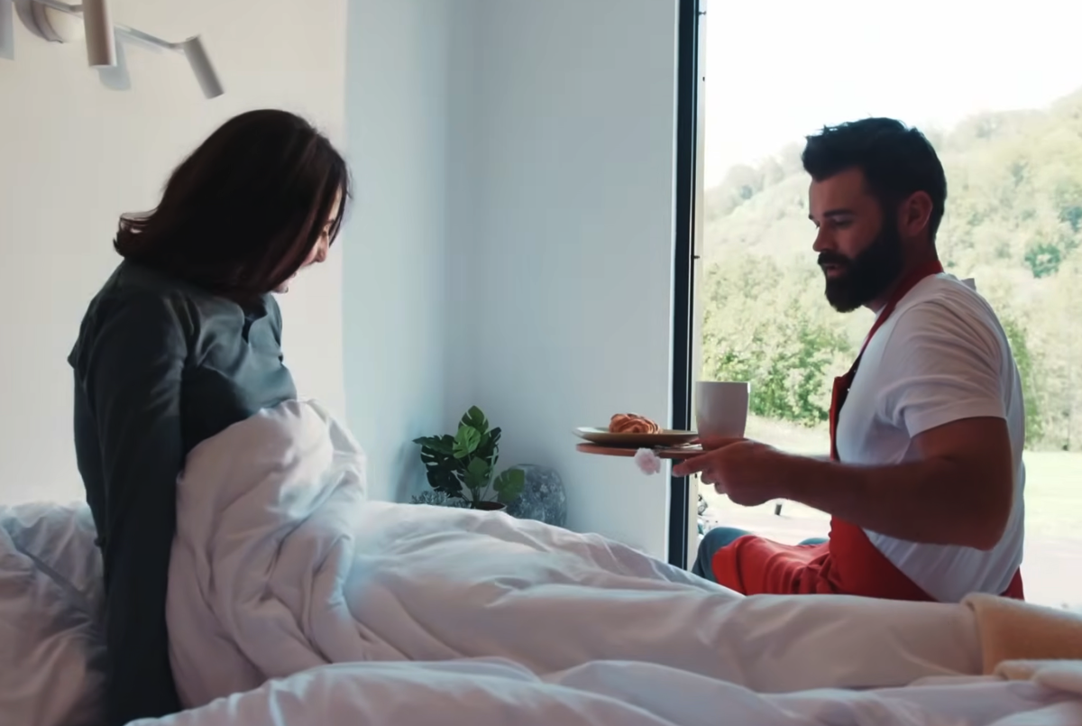 3 этапа в любви и одиночестве: Почему ваш избегающий партнер вернулся?