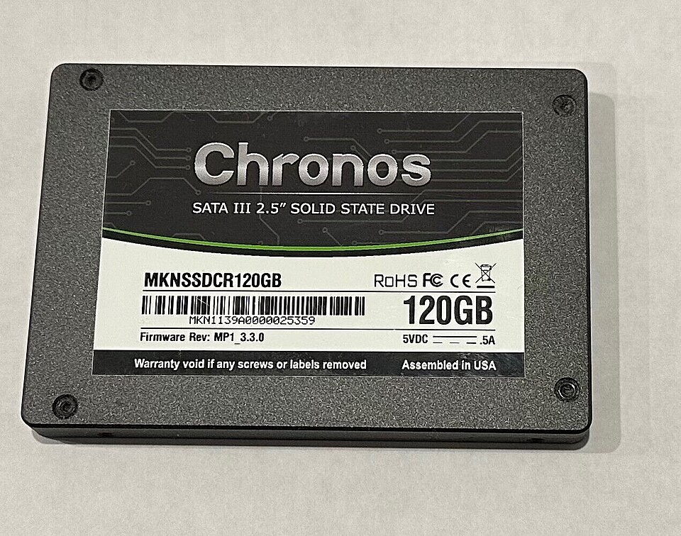 SSD диск. Фото с 